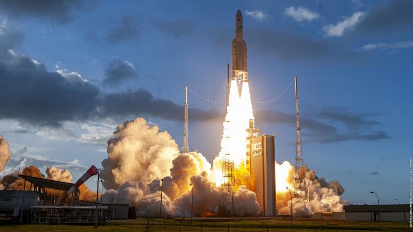 Ariane 5: in orbita due satelliti geostazionari per telecomunicazioni, Star One D2 ed Eutelsat Quantum