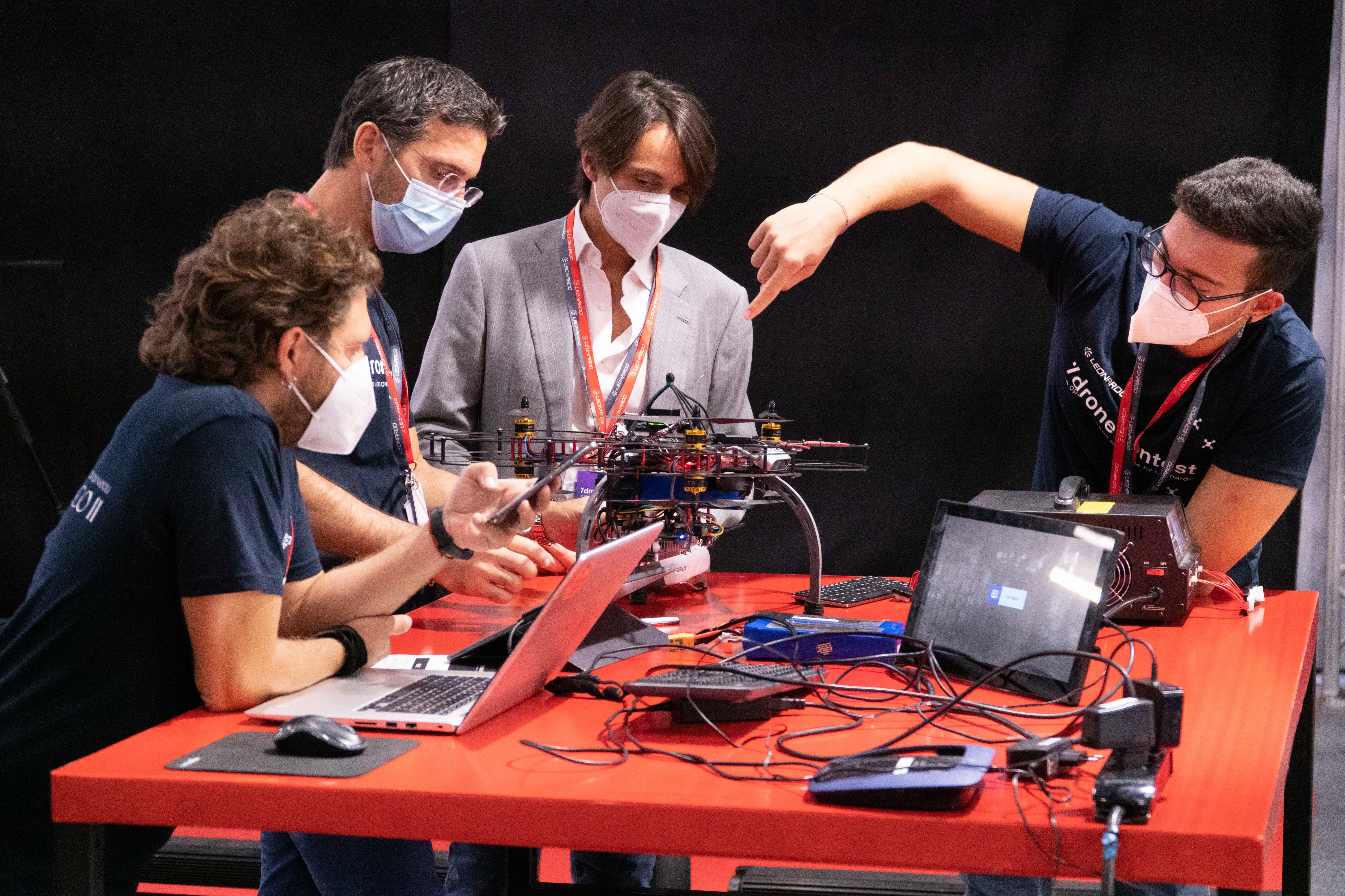 Politecnico di Milano wins the first edition of the "Leonardo Drone Contest 2020"
