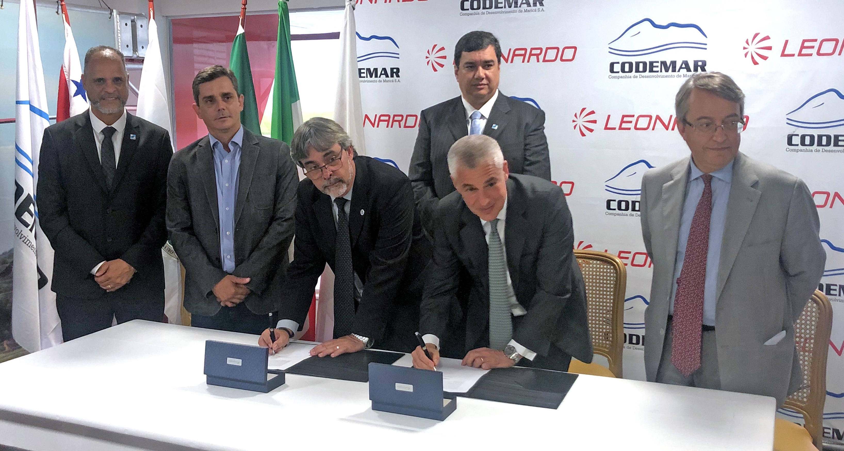 Cerimonia della firma costituzione jv Leonardo&Codemar focalizzata su sicurezza, gestione infrastrutture critiche e servizi elicotteristici