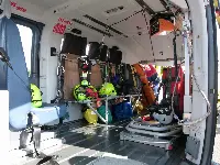 interno di un elicottero per il soccorso