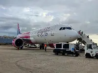 Aereo Wizz Air all'aeroporto di Comiso