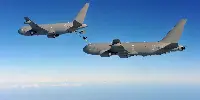 Aerei KC-767A Tanker AMI in volo