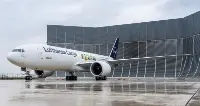 Lufthansa Cargo: B-777F with the registration D-ALFI and the name "¡Buenos días México!" in a special livery.