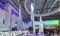 Razzi spaziali in mostra alla 14esima edizione del salone dell'aviazione e dell'aerospazio Zhuhai Airshow