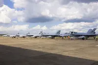 Super Hornets