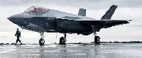 Un F-35A dell'aeronautica statunitense di stanza nella base aerea di Luke in Arizonza