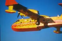 Canadair della protezione civile francese in una foto di repertorio