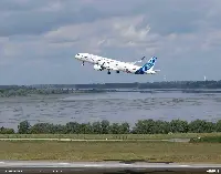 Primo volo dell’aereo A-321XLR in fase di decollo