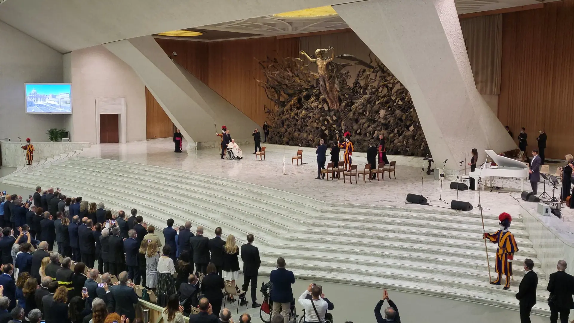 Udienza privata di Papa Francesco con il settore del trasporto aereo svoltasi il 13 maggio 2022