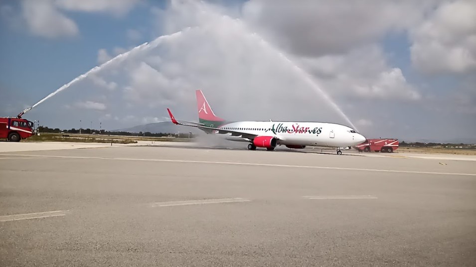 Cerimonia water cannon a Trapani-Birgi per il primo volo di AlbaStar, proveniente da Milano-Malpensa il 10 luglio 2020