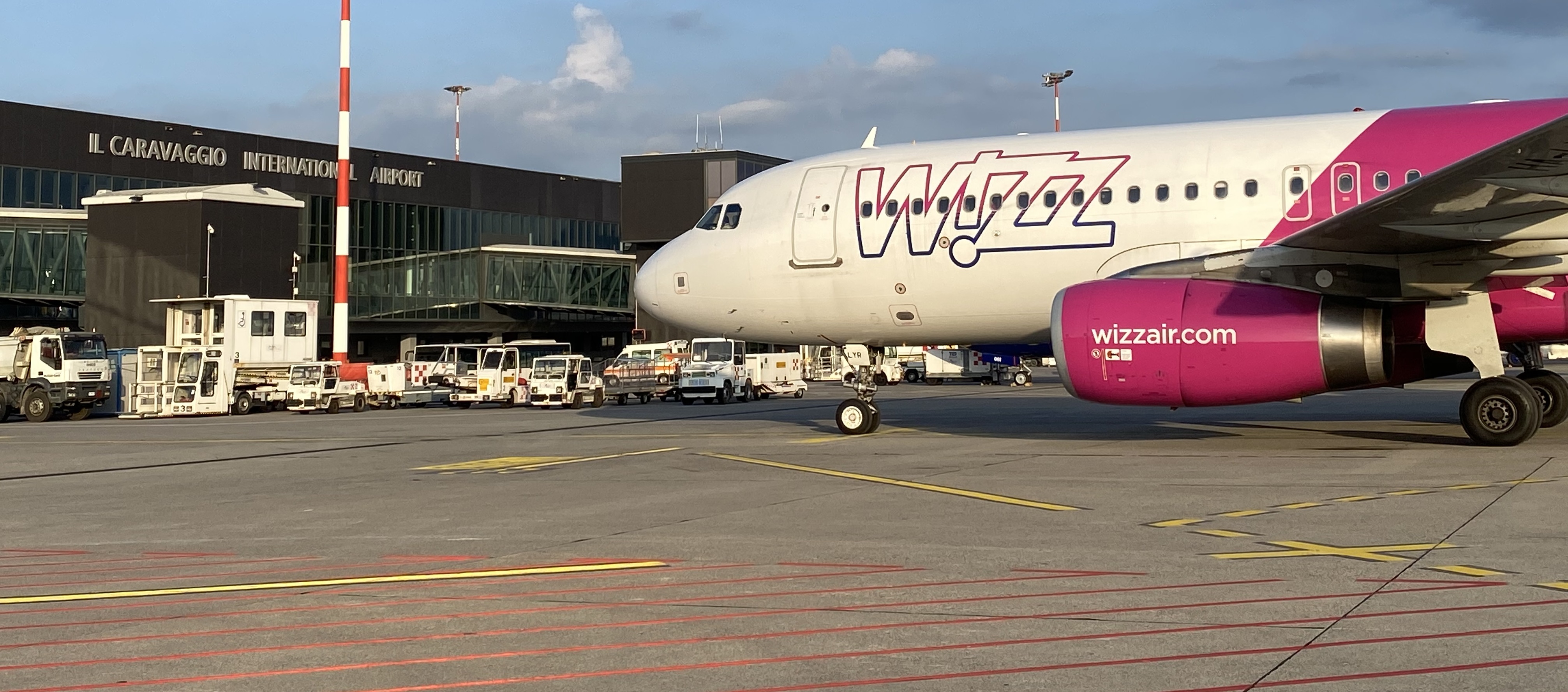 AVIONEWS World Aeronautical Press Agency Aereo A 320 Wizzair All avionews-world-aeronautical-press-agency-aereo-a-320-wizzair-all