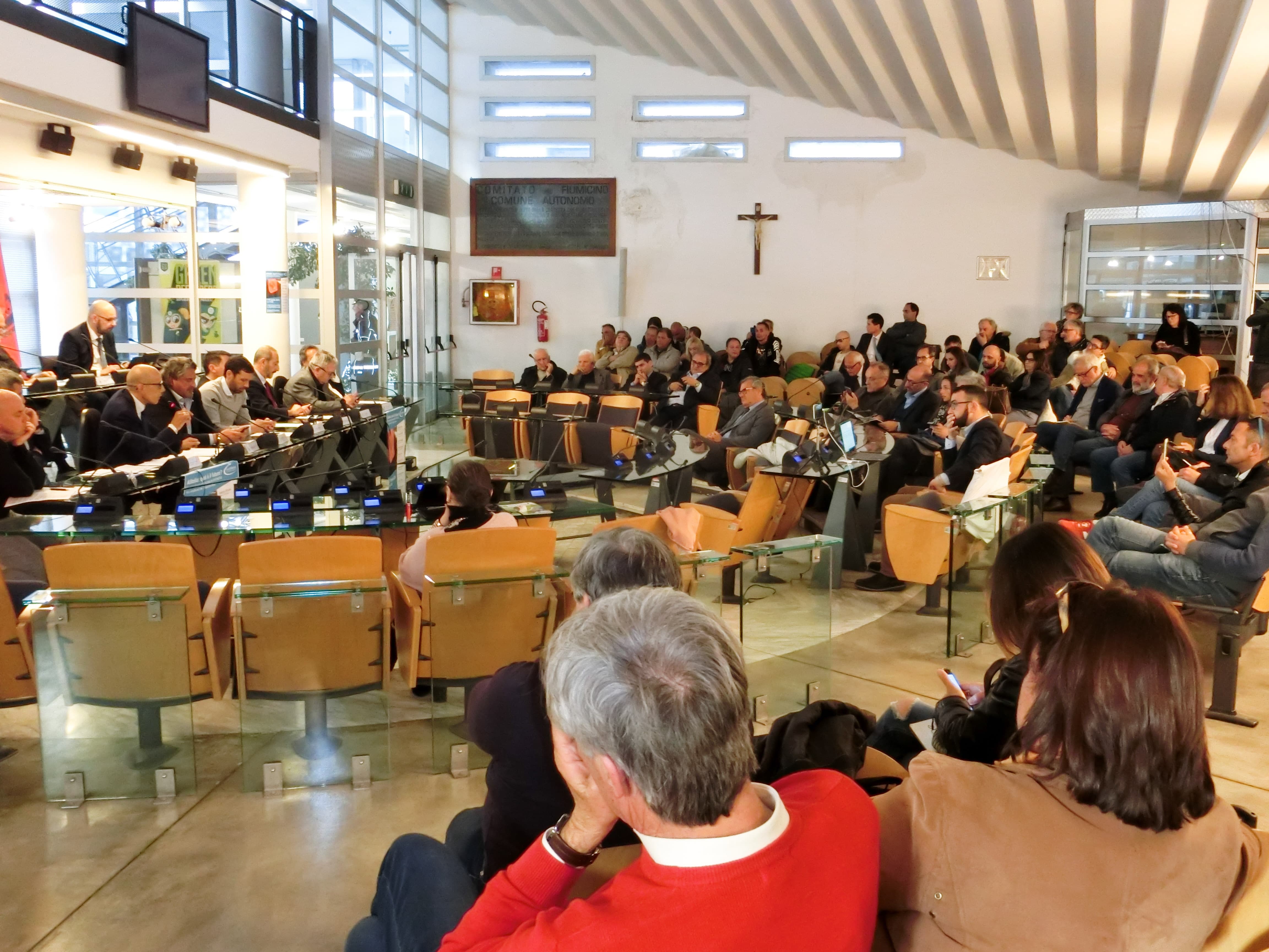La tavola rotonda "Alitalia: qual è il futuro?" organizzata da AVIONEWS presso la sala consiliare del Comune di Fiumicino il 16 aprile 2019