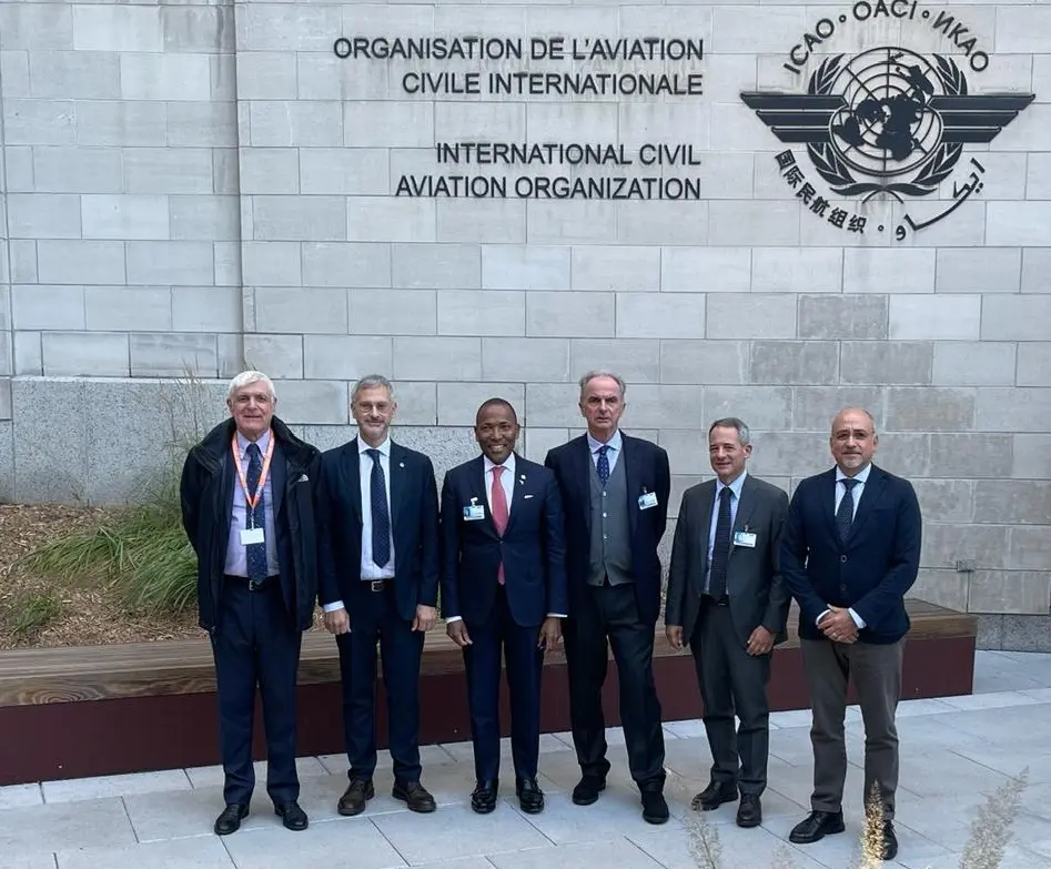 Faa-Enac alla 41esima assemblea generale Icao: da sinistra Eminente, Di Antonio, Nolen (Faa), Di Palma (presidente Enac), Costantini, Trombetti