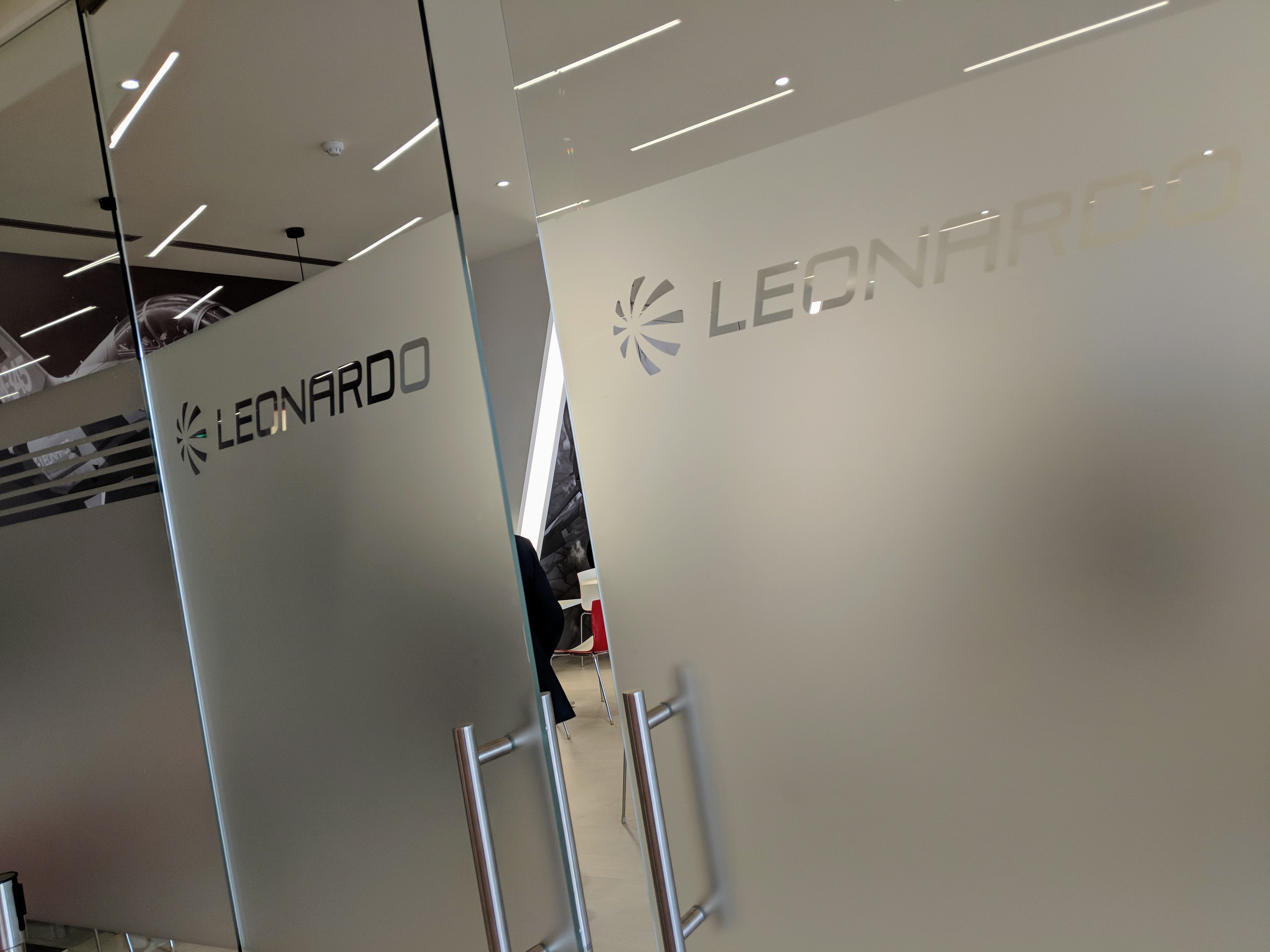 Immagine dello stand Leonardo in occasione di "Farnborough Airshow 2018", 17 luglio 2018