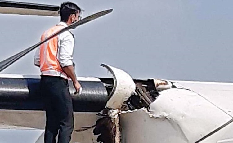 The consequences of a bird-strike that has involved an Air India Express ATR-72/600 airplane (registration VT-RKM) with sustainable damage to its right-wing