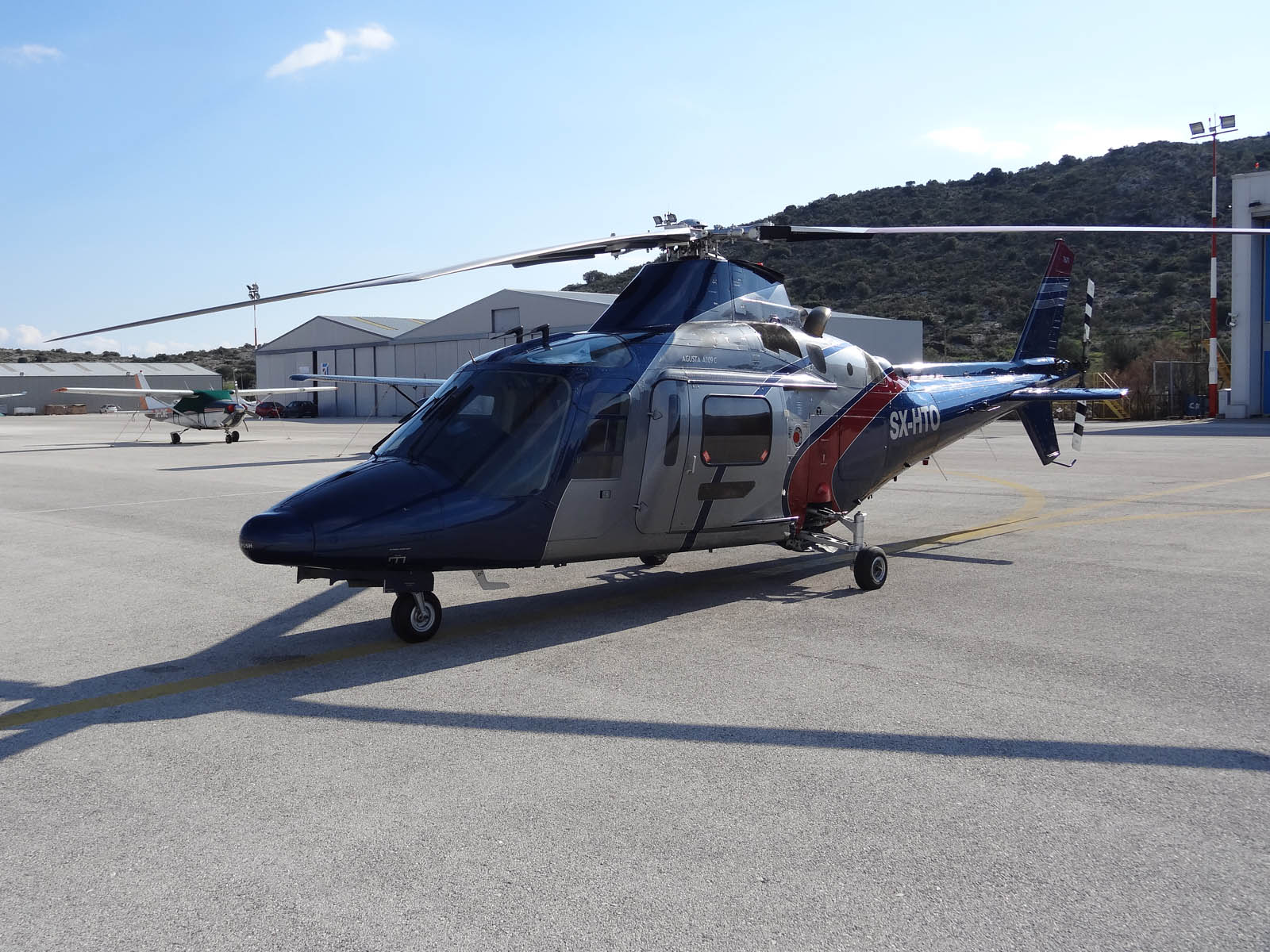 AVIONEWS World Aeronautical Press Agency helicopter Agusta A109C