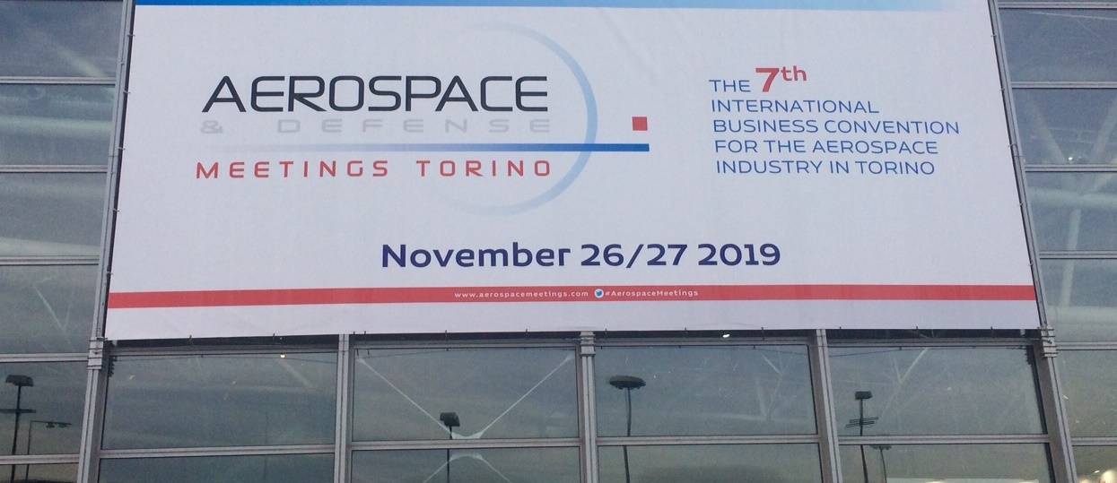 Il logo degli "Aerospace Defense Meetings 2019", settima edizione 26-27 novembre a Torino presso Oval Lingotto