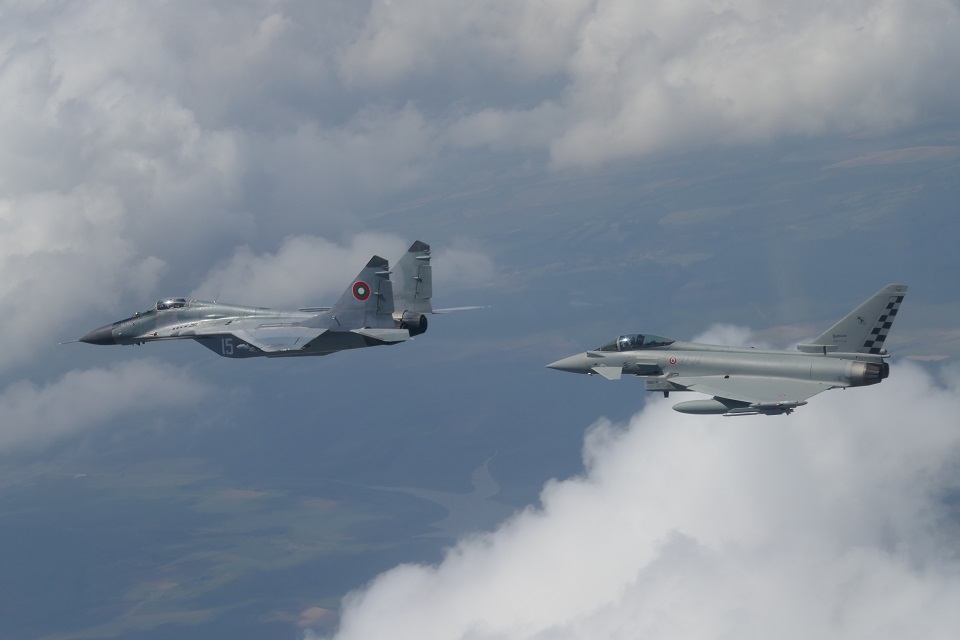 Task Force 4th Wing: first month of mission for the Eurofighter airplanes in Romania. Index photos of the NATO mission
