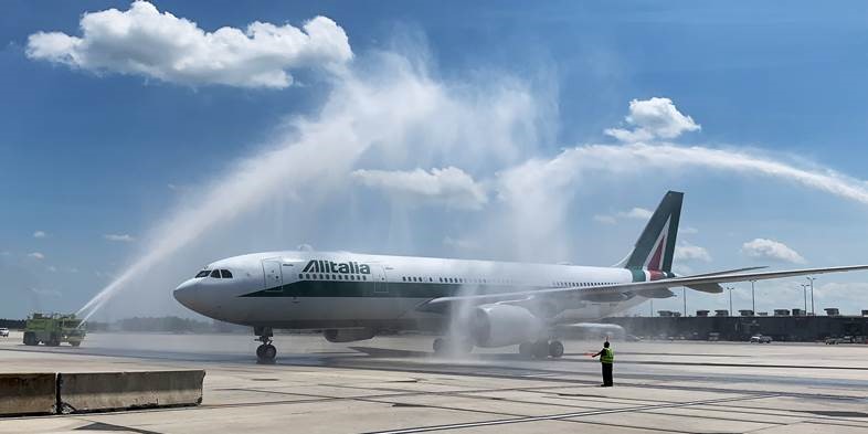 Washington-Dulles International Airport celebrated on May 2, 2019 new Alitalia service to Rome-Fiumicino