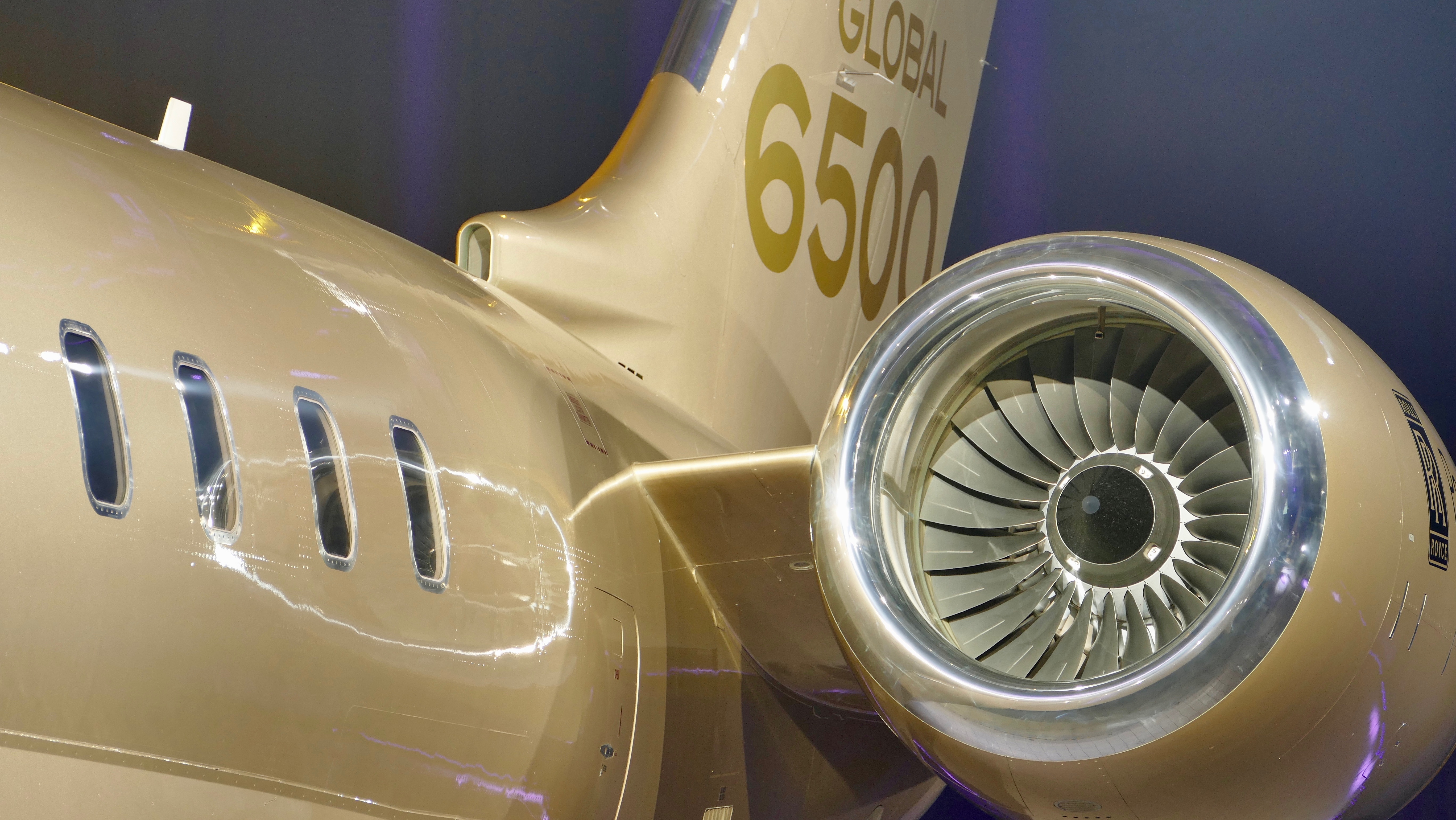 Launch of the Pearl 15 engine by Rolls-Royce installed on Global 6500 aircraft of Bombardier
