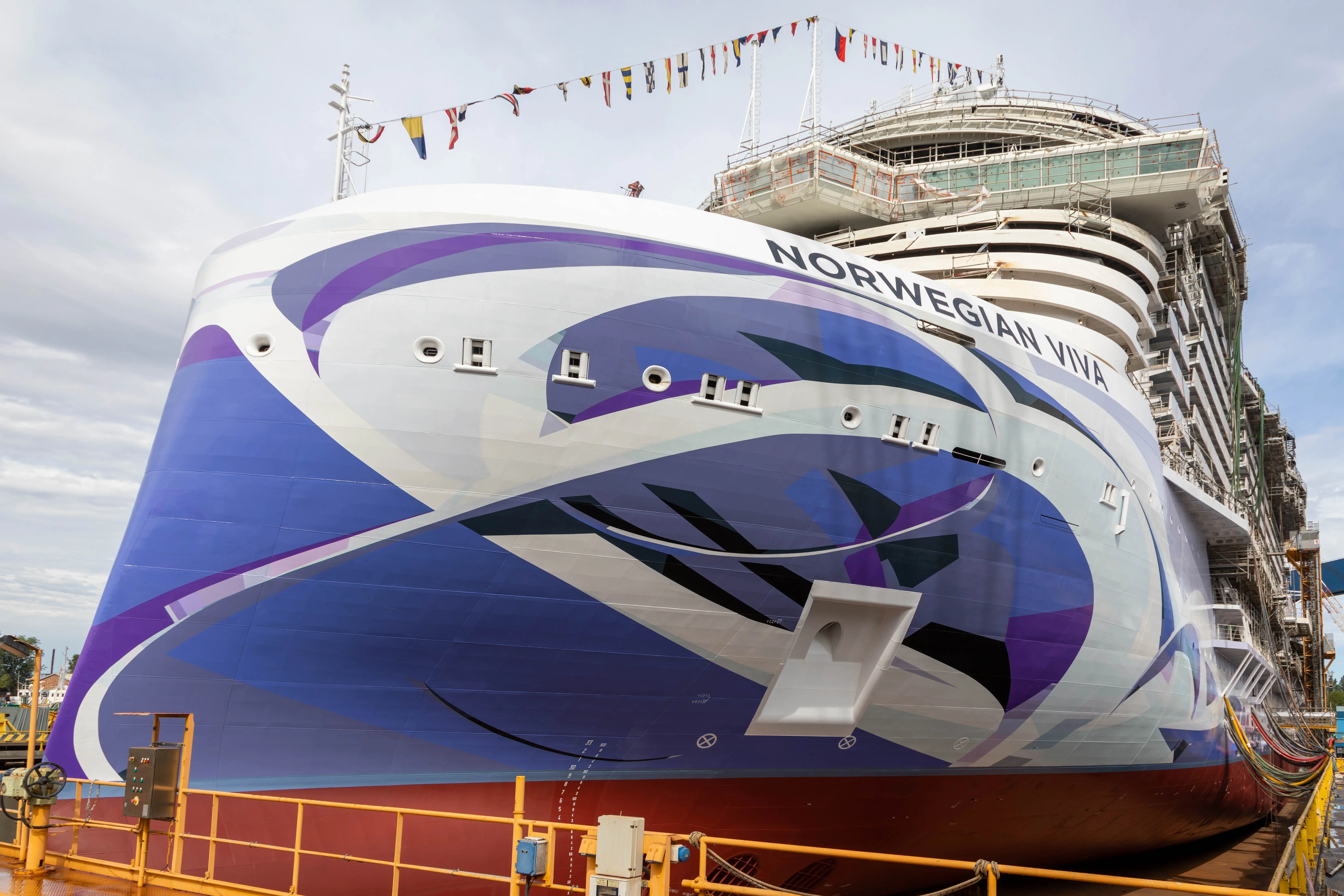 Fincantieri, "Norwegian Viva”, seconda di sei navi da crociera di nuova generazione della nuova classe Prima per Norwegian Cruise Line (Ncl), è stata varata il 2 agosto 2022 presso stabilimento di Marghera