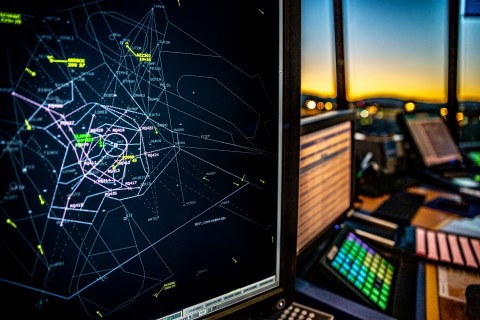 Enav: contratto in Colombia per fornire al service provider colombiano (Uaeac - Unidad Administrativa Especial de Aeronáutica Civil) sistemi software, avviamento operativo e manutenzione del servizio di informazioni aeronautiche (Ais)