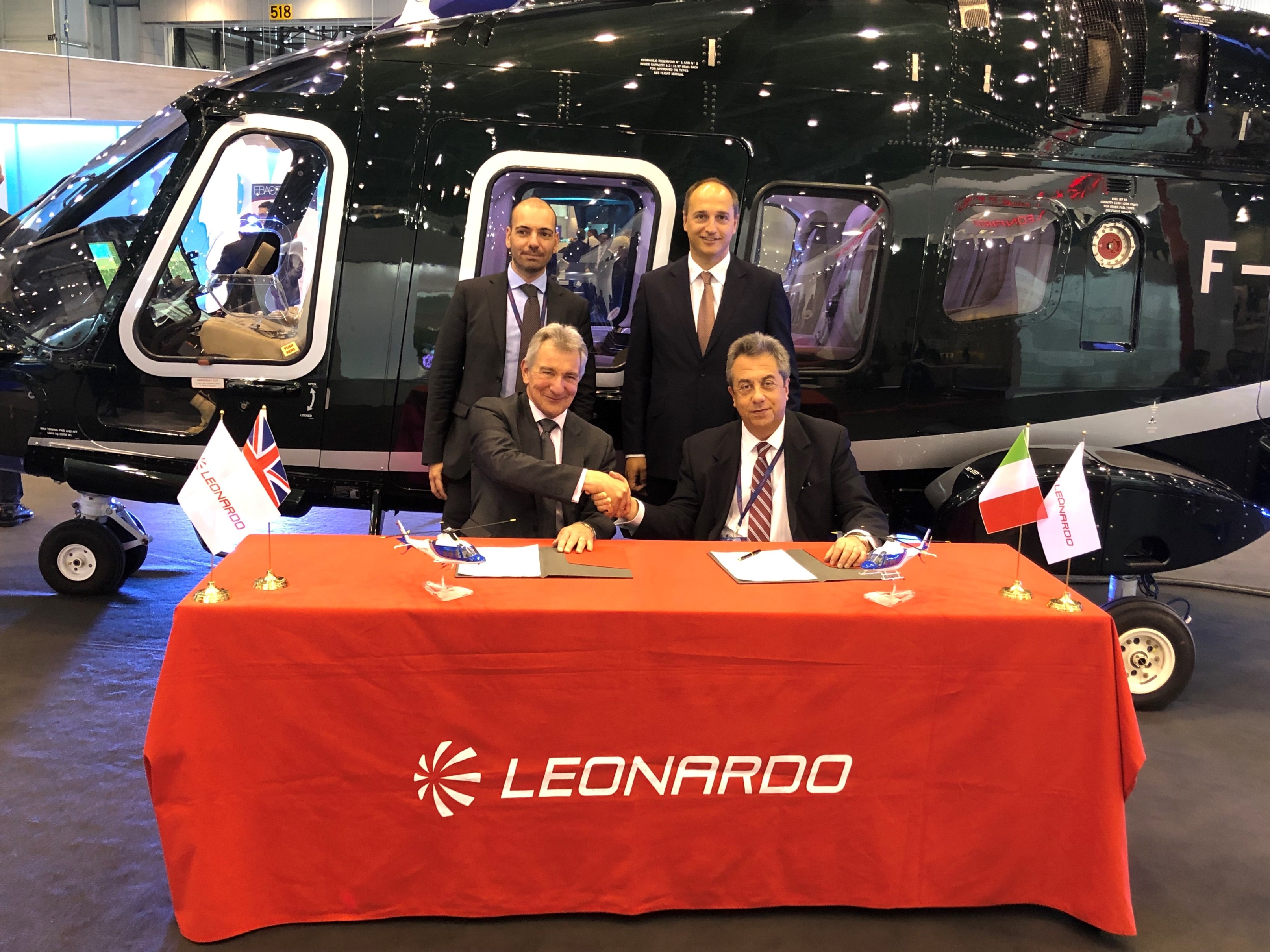 Leonardo-Sloane: contract for AW-109 VIP helicopters signed at "EBACE 2019 (Geneva, May 21-23)