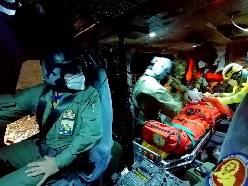 AMI: uomo infortunato soccorso di notte sull'appennino campano e trasportato su un elicottero HH-139A dell'85esimo Centro Sar del 15esimo Stormo