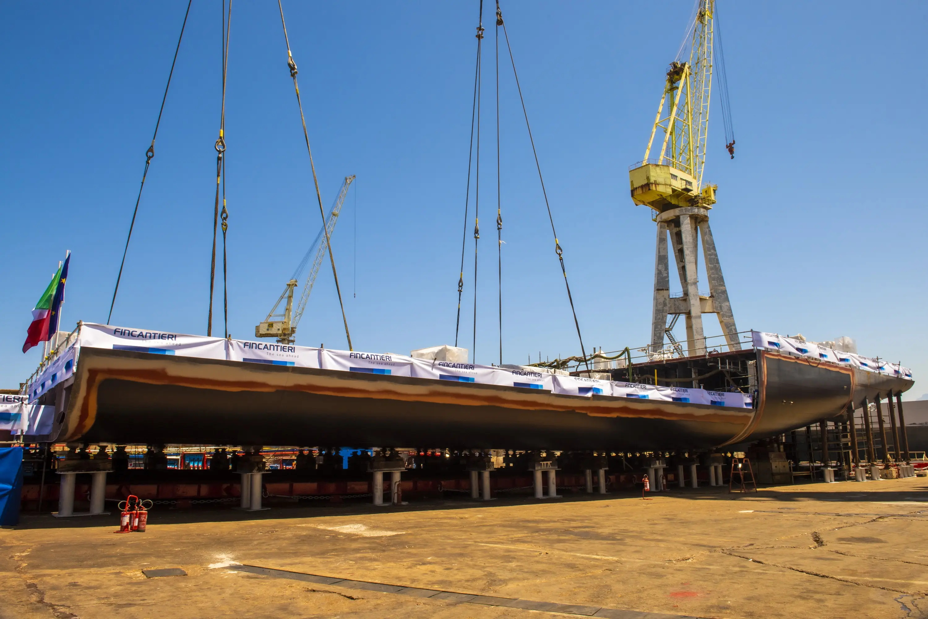 Fincantieri: stabilimento di Palermo impostazione unità anfibia (Lpd–Landing Platform Dock) commissionata dal ministero della difesa del Qataravvenuta il 17 maggio 2022