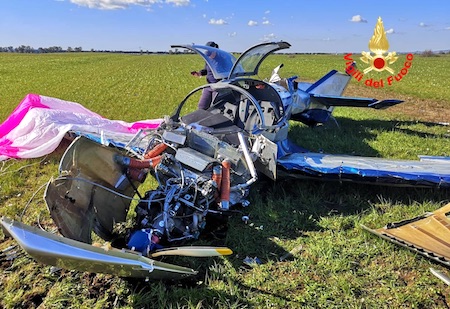 aereo privato precipitato nella campagna tra Aprilia e Cisterna in provincia di Latina, nella zona di Campoverde il 15/02/2020