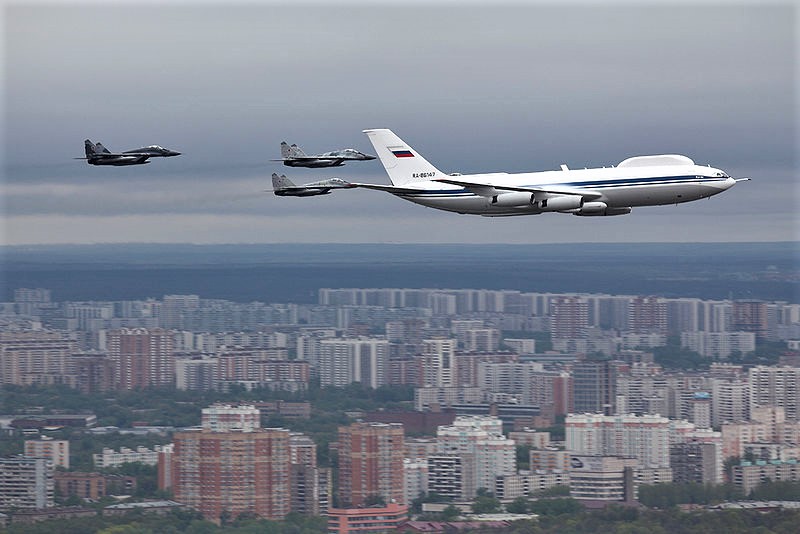 Ilyushin Il-80 airplane of the Russian Air Force overflies Moscow as part of the test for the "Victory Day" parade in 2010