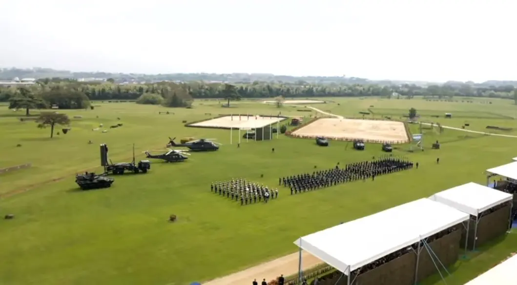 Un momento della cerimonia per il 161esimo anniversario della fondazione dell'Esercito italiano svoltasi a Roma il 4 maggio 2022