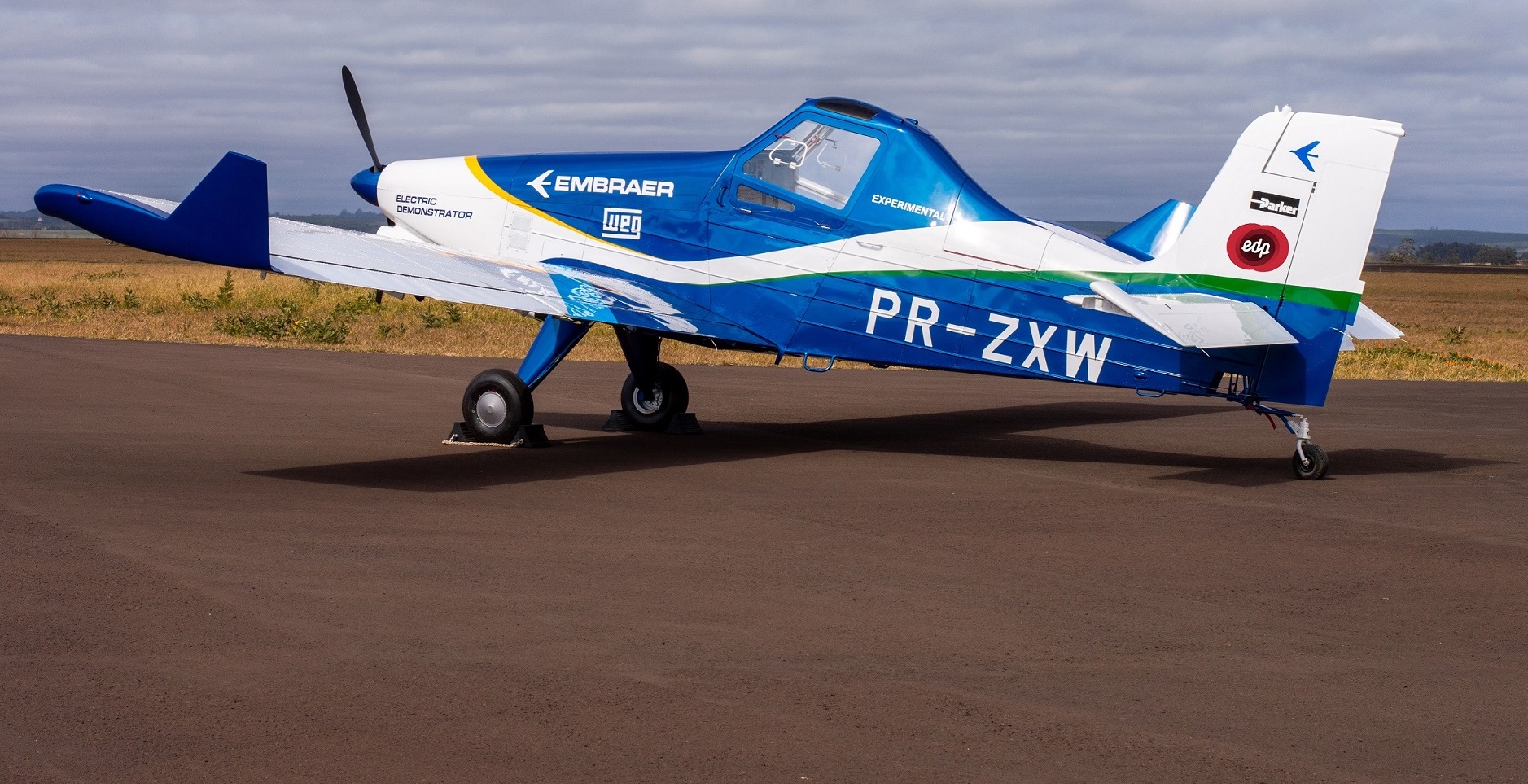 Embraer and EDP: partnership for electric aircraft research using an all-electric demonstrator aircraft project, the EMB-203 Ipanema as its test bed