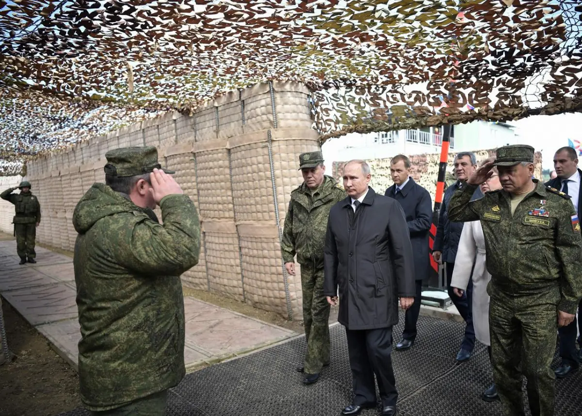 Vladimir Putin all'arrivo nella base di addestramento per la Vostok-2018