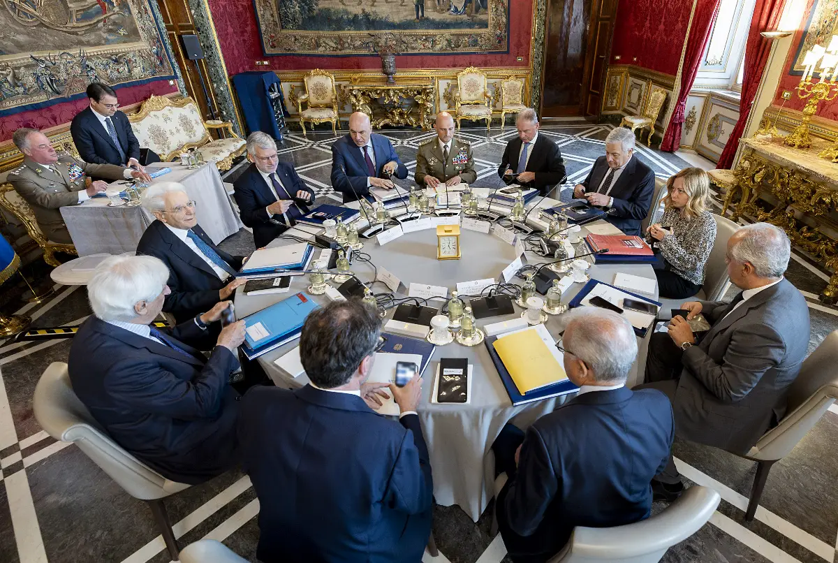 Palazzo del Quirinale, 08/05/2025 (II mandato) Il presidente della Repubblica Sergio Mattarella nel corso della riunione del Consiglio supremo di Difesa