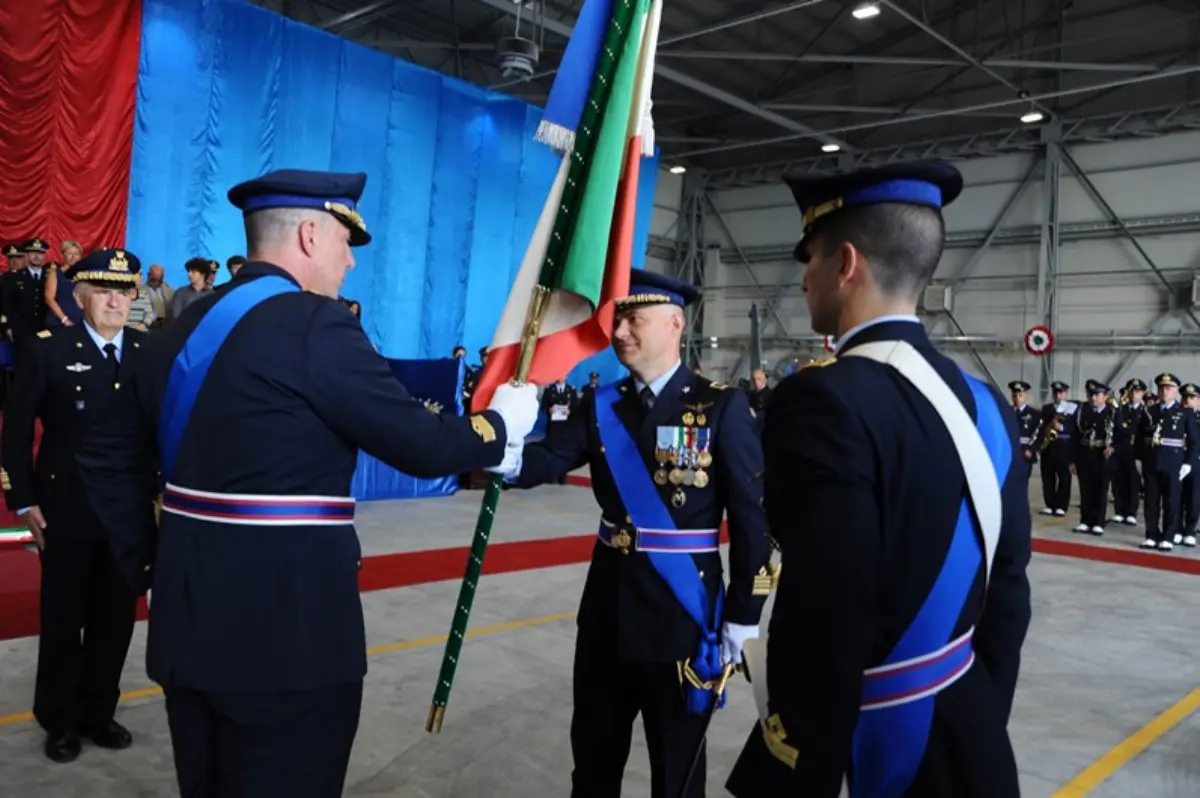 Passaggio di consegne al comando del 61esimo Stormo AMI di Galatina (Lecce) avvenuto il 3 agosto 2018 tra due colonnelli Surace (entrante) e Casali (uscente)