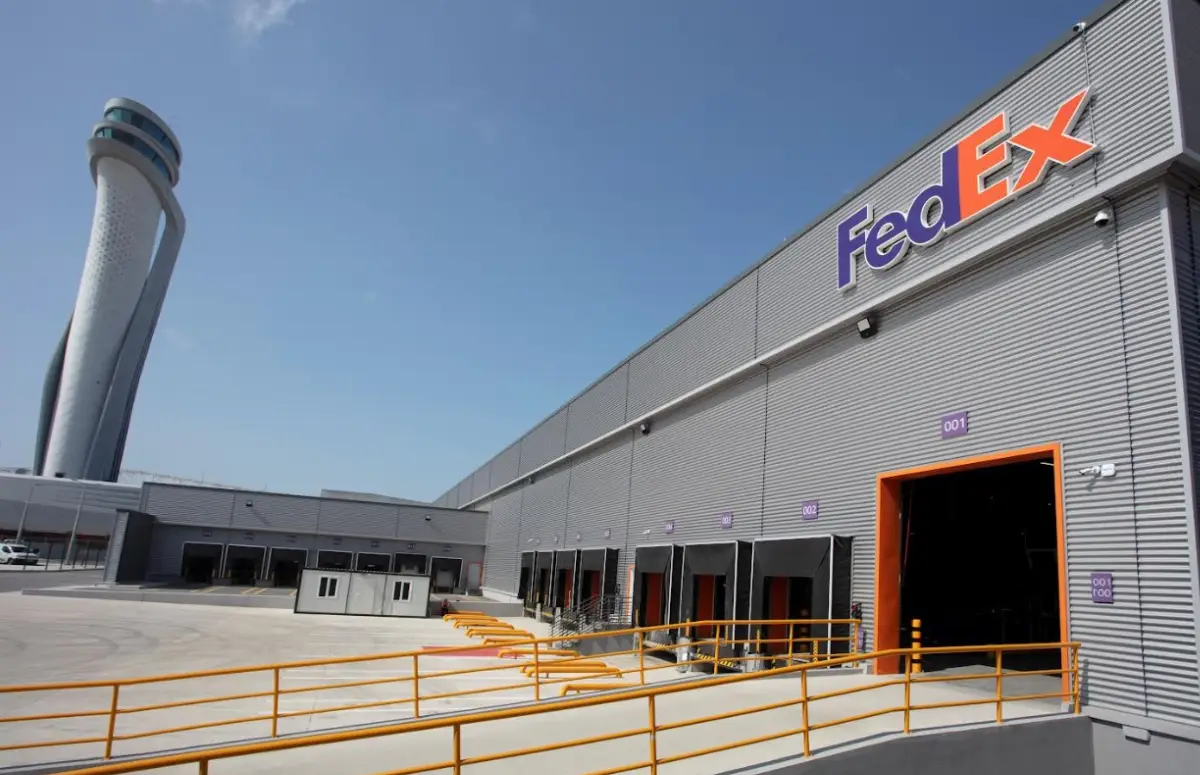 Federal Express Corporation ha annunciato l'inaugurazione ufficiale della sua nuova struttura di transito aereo globale presso l'aeroporto di Istanbul