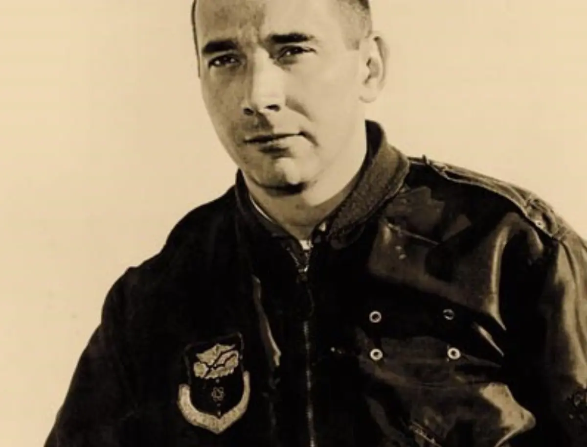 Walter James Boyne, ex- pilota militare e scrittore