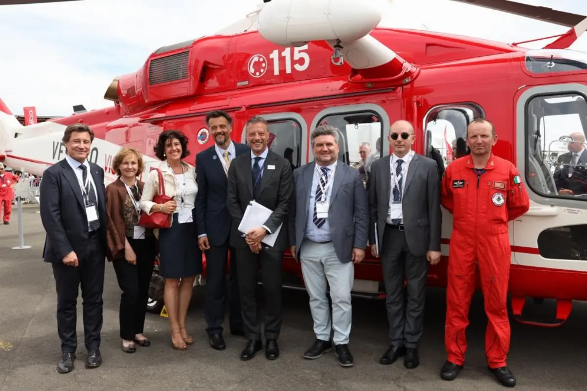Una delegazione del Lombardia Aersopace Cluster in visita ai padiglioni Leonardo a Le Bourget (17-23 giugno 2019)