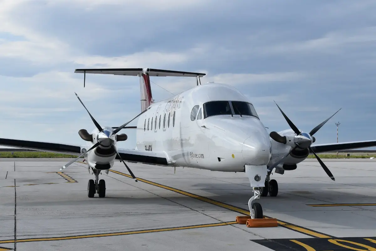 Fly LeOne: aereo Beechcraft 1900D da 18 posti basato presso aeroporto di Genova