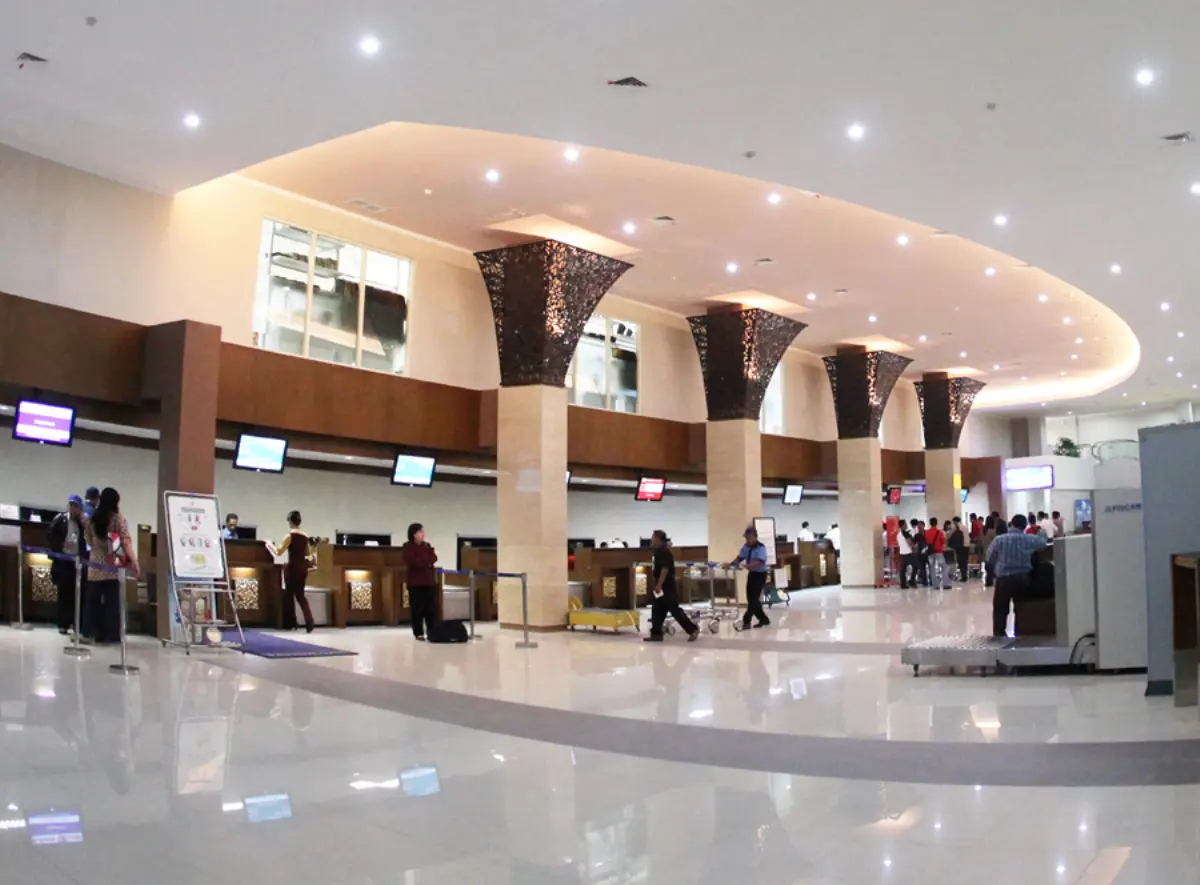 Aeroporto di Surakarta, Indonesia