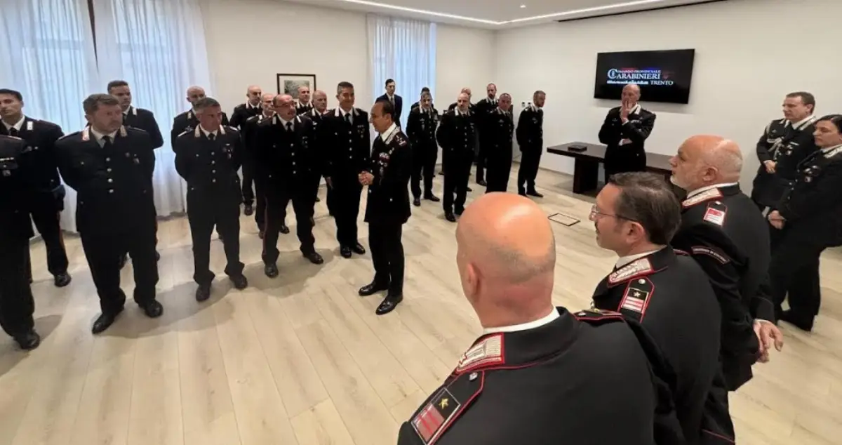 Trento, 22 maggio 2025. Il comandante generale dell’Arma dei Carabinieri, generale di Corpo d’Armata Salvatore Luongo, durante la visita alla sede del Comando provinciale