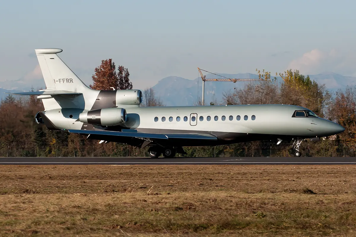 Un aereo Dassault Falcon 7X