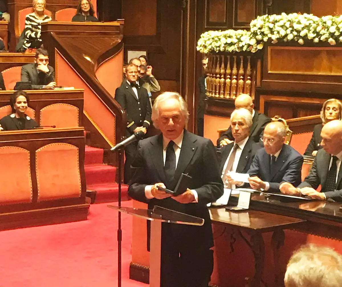 Benigni premiato al Senato