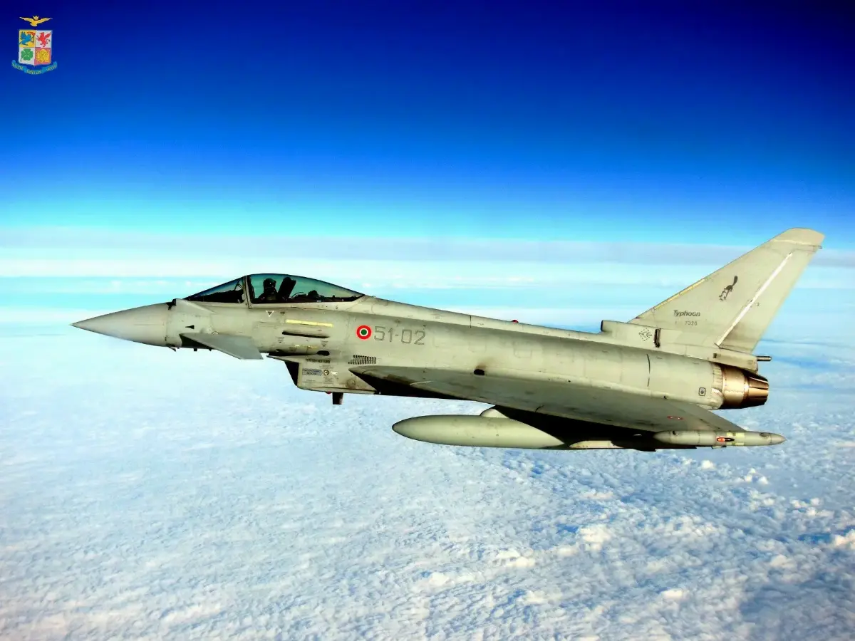 Aereo Eurofighter in volo del 51esimo Stormo di Istrana (Treviso)