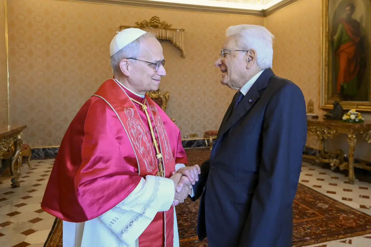 Città del Vaticano, 06/06/2025 (II mandato) Il Presidente Sergio Mattarella con Sua Santità Leone XIV, in occasione della visita ufficiale in Vaticano