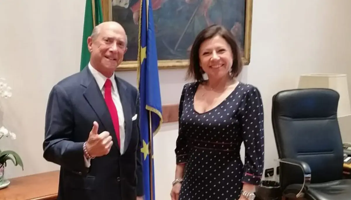 Mit: incontro tra il ministro Infrastrutture e trasporti Paola De Micheli e l’ambasciatore statunitense in Italia, Lewis Michael Eisenberg tenutosi il 9 giugno 2020 presso il dicastero.