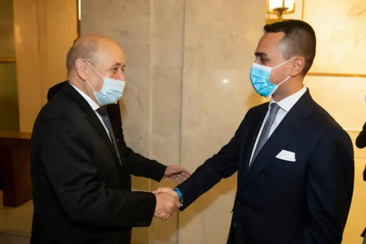 Il ministro degli Affari esteri e della cooperazione internazionale (Maeci), Luigi Di Maio, ha incontrato il 25 novembre 2021 alla Farnesina il ministro degli esteri francese, Jean-Yves Le Drian