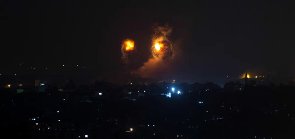 Esplosioni sopra la Striscia di Gaza