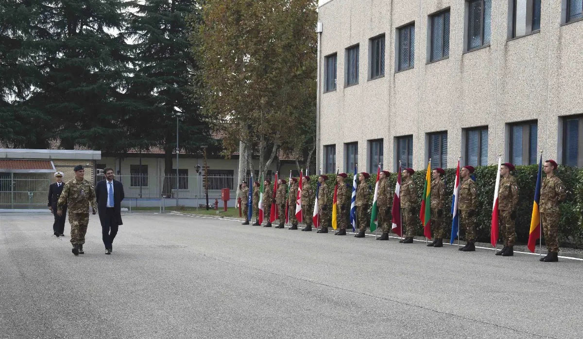 Angelo Tofalo, sottosegretario di Stato alla Difesa visita il Comando Nato di Solbiate il 17 ottobre 2018